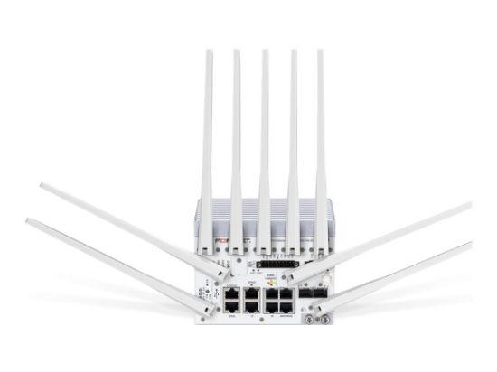 Bilde av Fortinet FortiGate Rugged 70G-5G-Dual - Sikkerhetsapparat - med 5 years FortiCare Premium Support + 5 years FortiGuard Unified Threat Protection (UTP) - 1GbE, Bluetooth LE - 5G - 5G n1/n2/n3/n5/n7/n8/n12/n13/n14/n18/n20/n25/n26/n28/n29/n30/n38/n40/n41/n48/n66/n71/n75/n76/n77/n78/n79 / LTE B1/B2/B3/B4/B5/B7/B8/B12/B13/B14/B17/B18/B19/B20/B25/B26/B28/B29/B30/B32/B34/B38/B39/B40/B41/B42/B43/B46/B48/B