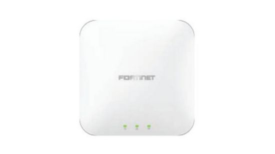 Bilde av FortiAP-231K Indoor Wireless AP - (Wi-Fi-7 IEEE Tri-band 2.4/5/6GHz 2+2+2 2 streams 3 radios), internal antennas, 100/1000/2500/5000 Base-T RJ45, BT/BLE, 1x RS-232 RJ45 Serial Port. Ceiling/wall mount kit included. For power order: 802.3at PoE injector GPI-130(1Gbps)/GPI-145(10Gbps) or AC adapter SP-FAP200-PA. Region Code F
